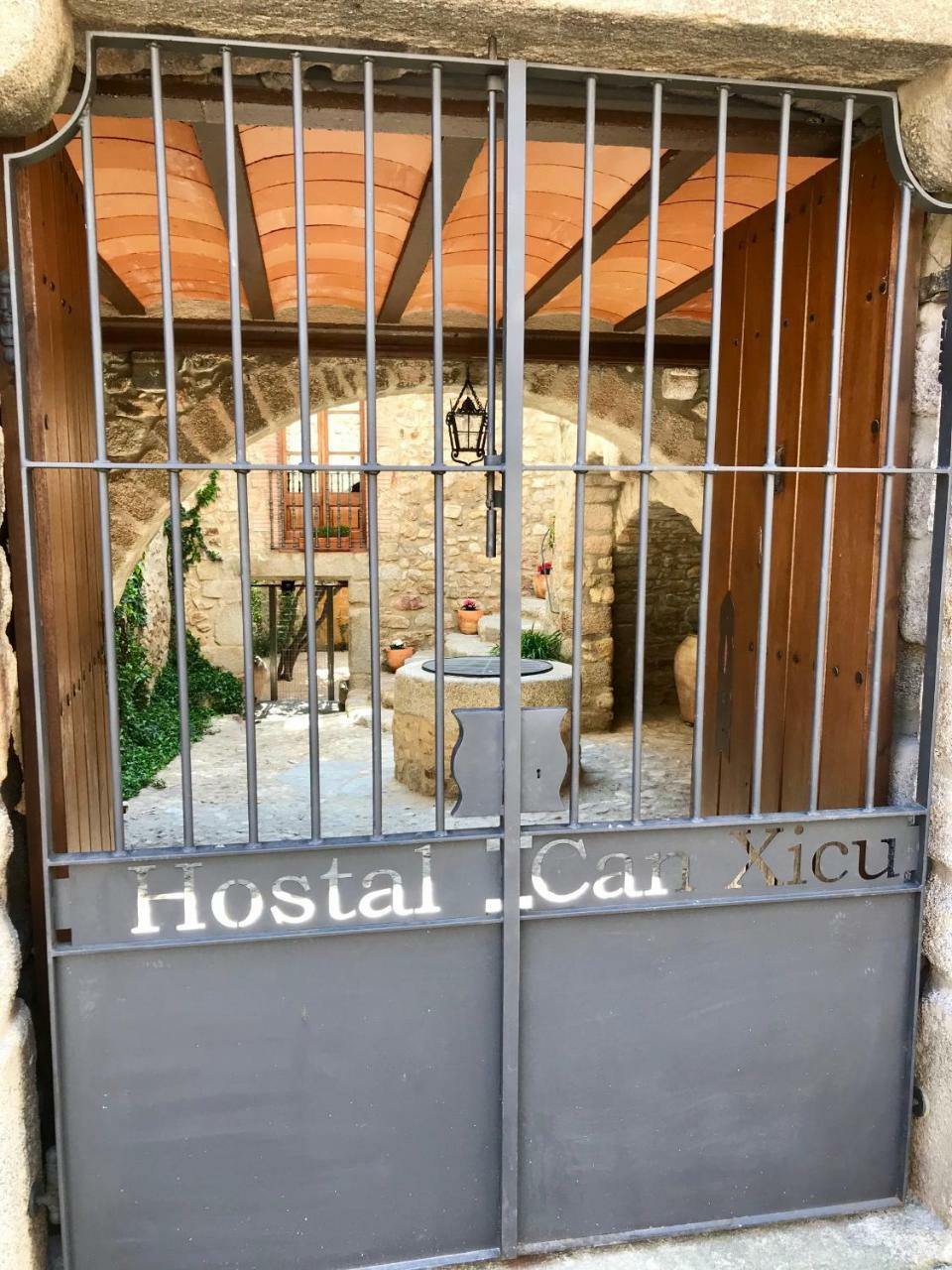 Hostal Can Xicu Capmany Exterior photo